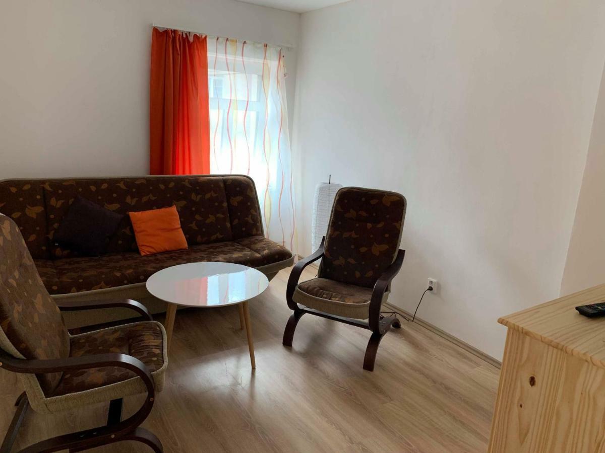 Apartmany Michaela Абертами Екстериор снимка